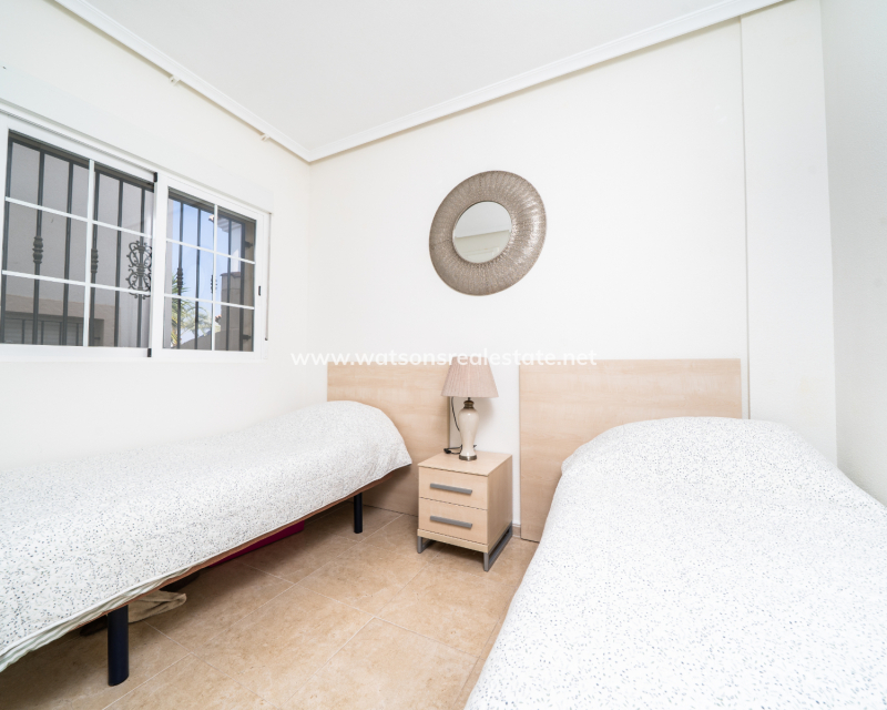 Resale - Fristaende Villa - Urb. La Marina