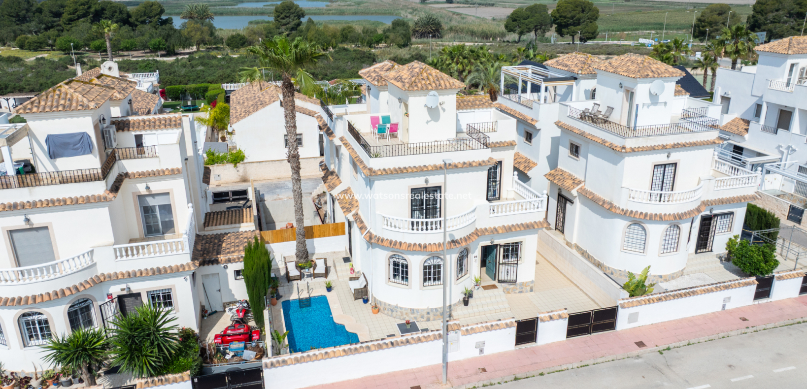 Resale - Fristaende Villa - Urb. La Marina