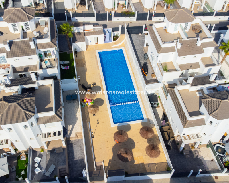Resale - Fristaende Villa - Urb. La Marina