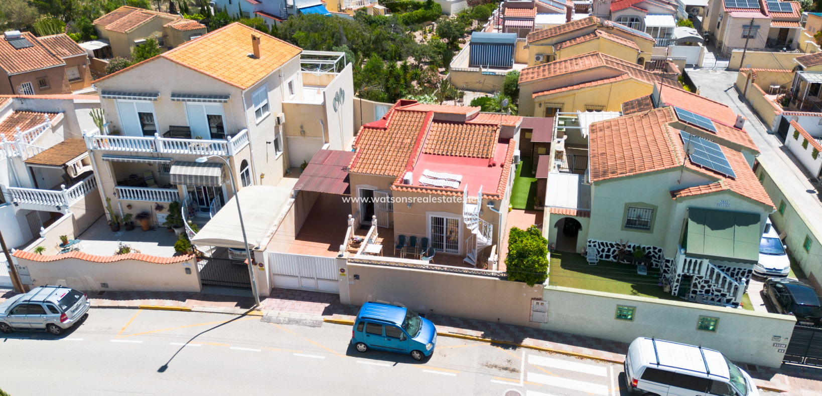 Resale - Fristaende Villa - Urb. La Marina