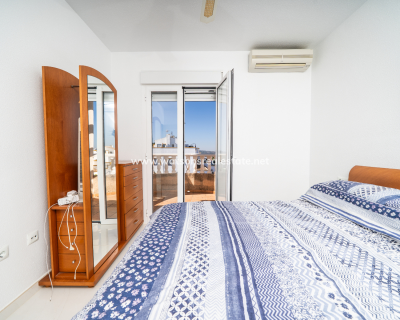 Resale - Fristaende Villa - Urb. La Marina