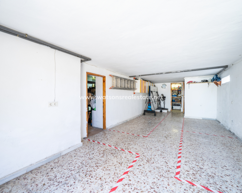 Resale - Fristaende Villa - Urb. La Marina