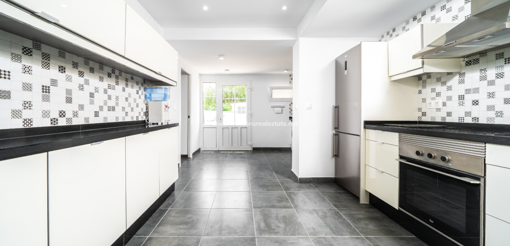 Resale - Fristaende Villa - Urb. La Marina