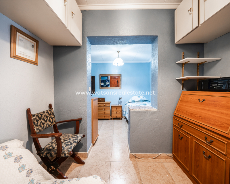 Resale - Fristaende Villa - Urb. La Marina