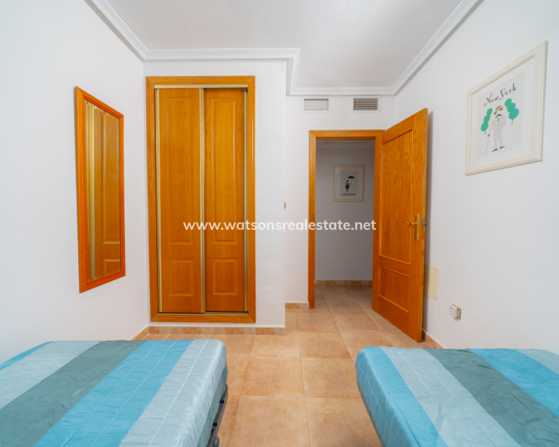 Resale - Fristaende Villa - Urb. La Marina