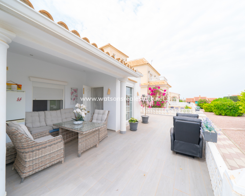 Resale - Fristaende Villa - Urb. La Marina