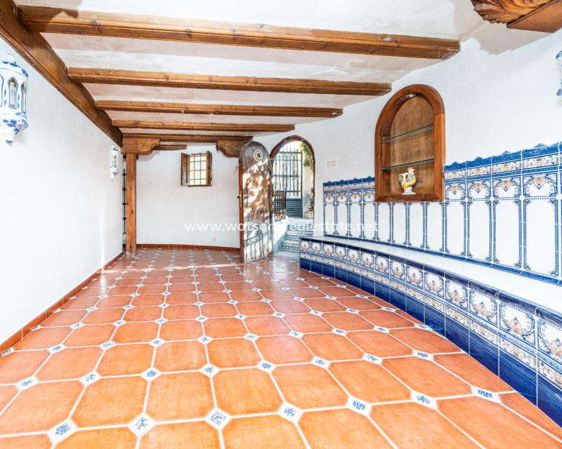 Resale - Fristaende Villa - Urb. La Marina