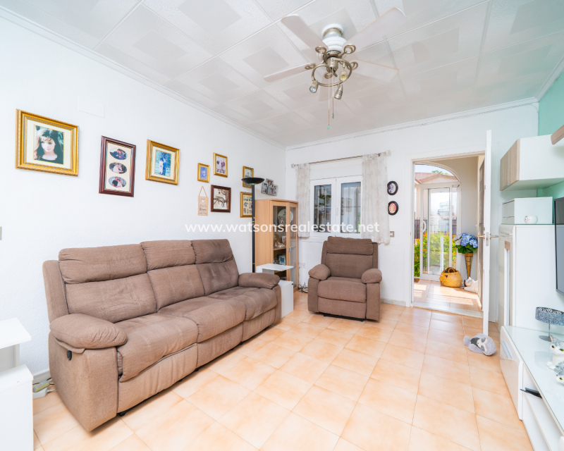Resale - Fristaende Villa - Urb. La Marina