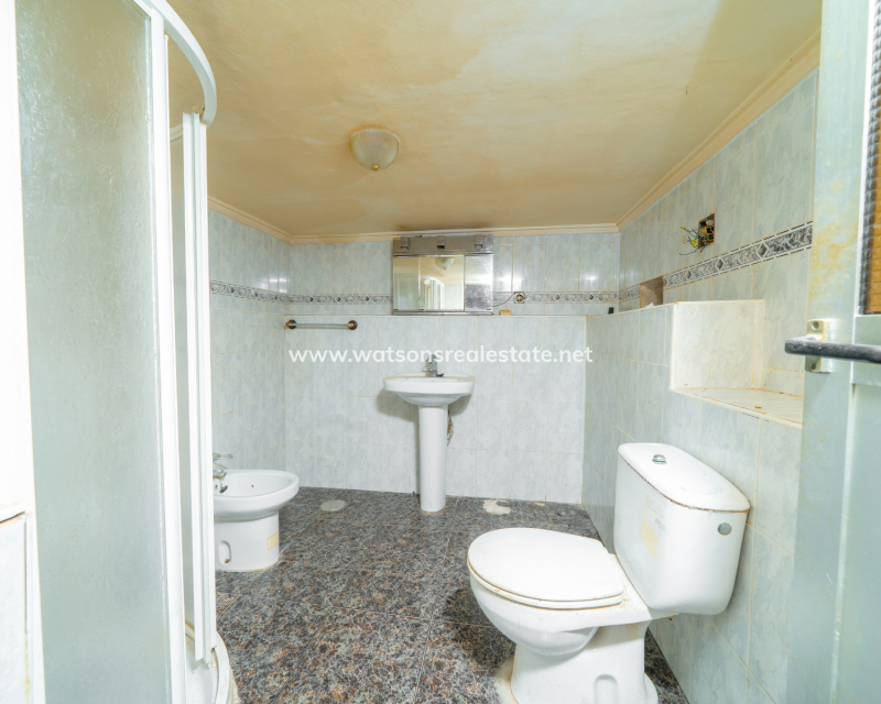 Resale - Fristaende Villa - Urb. La Marina