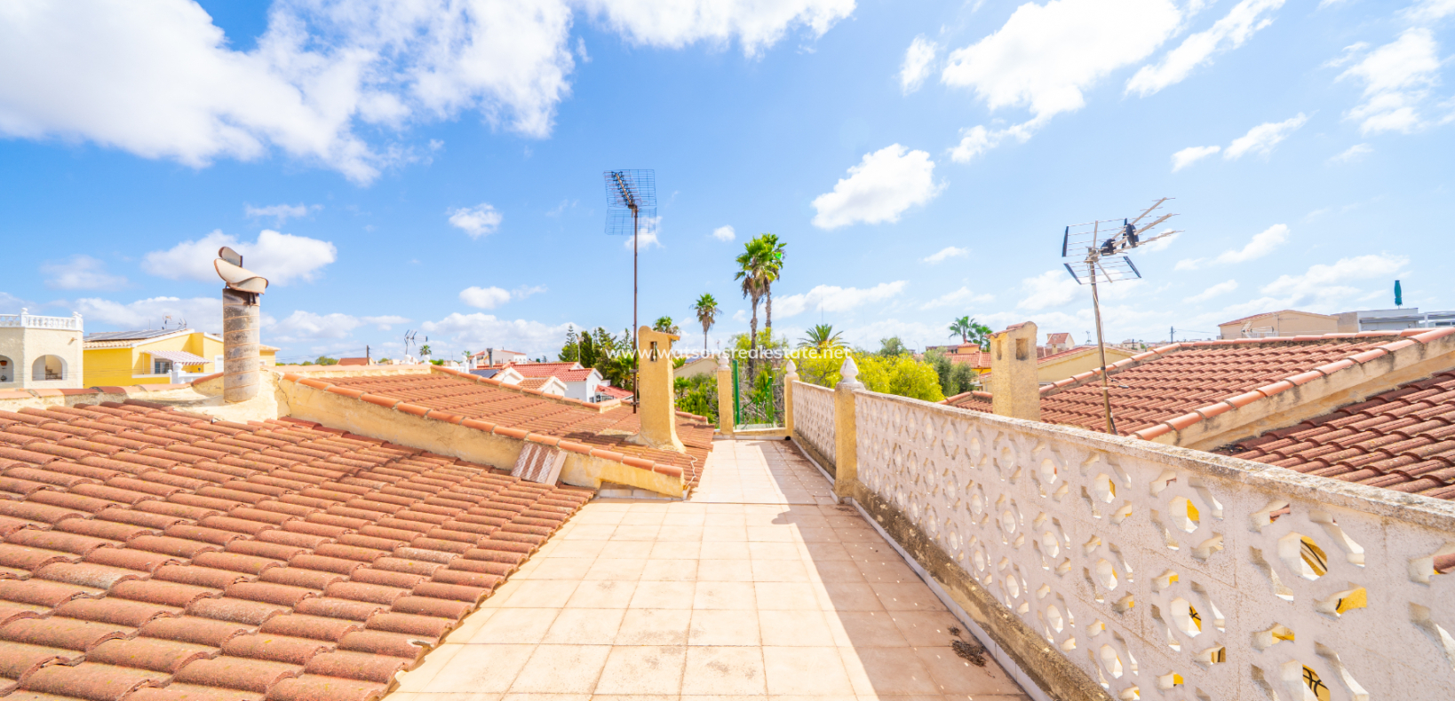 Resale - Fristaende Villa - Urb. La Marina