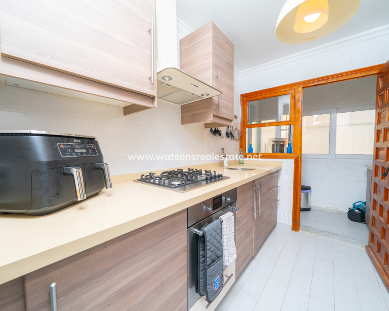 Resale - Fristaende Villa - Urb. La Marina