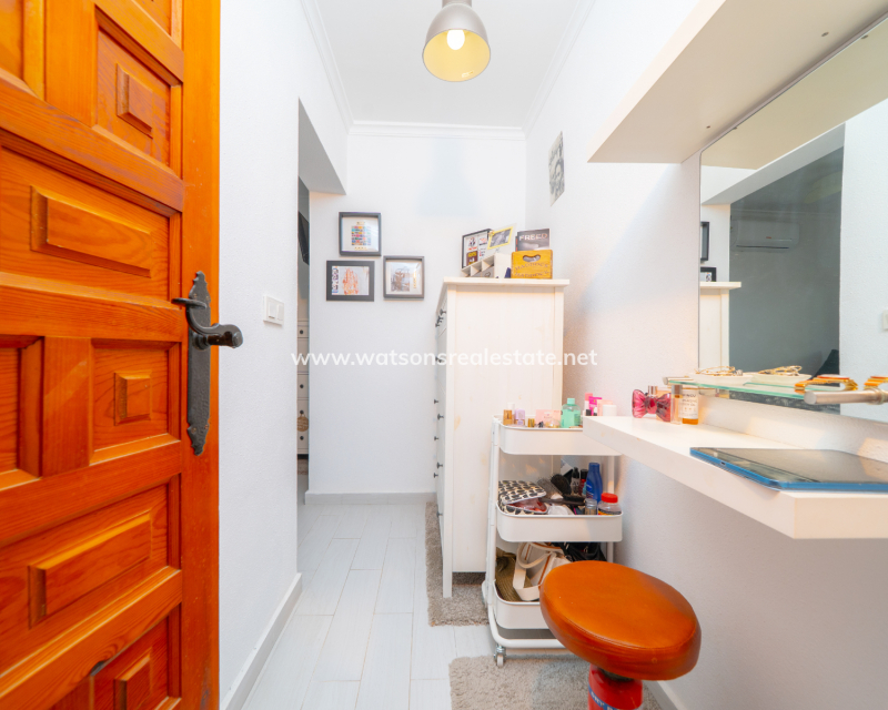 Resale - Fristaende Villa - Urb. La Marina