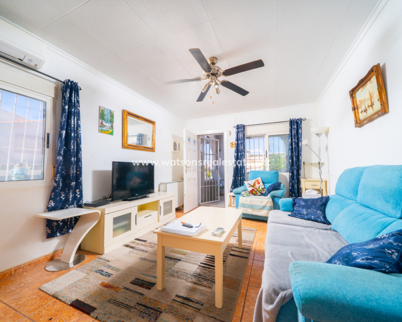 Resale - Fristaende Villa - Urb. La Marina