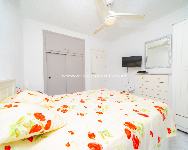 Resale - Fristaende Villa - Urb. La Marina