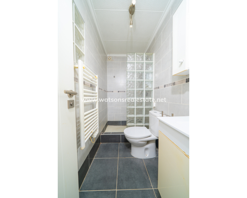 Resale - Fristaende Villa - Urb. La Marina