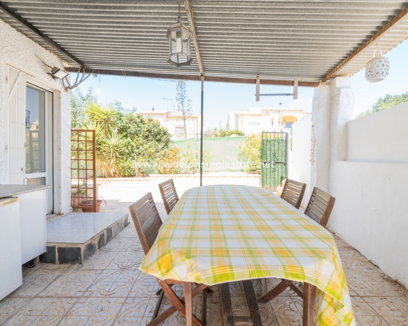 Resale - Fristaende Villa - Urb. La Marina