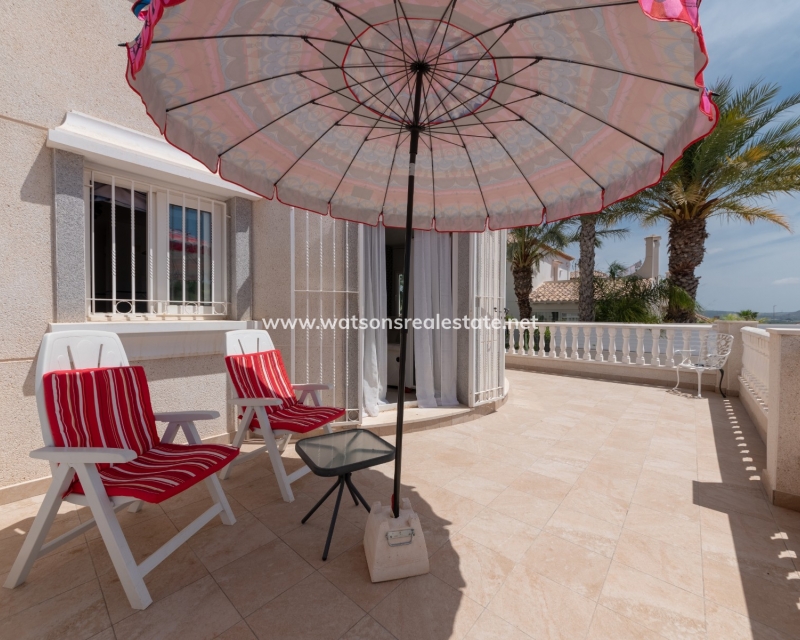 Resale - Fristaende Villa - Urb. La Marina