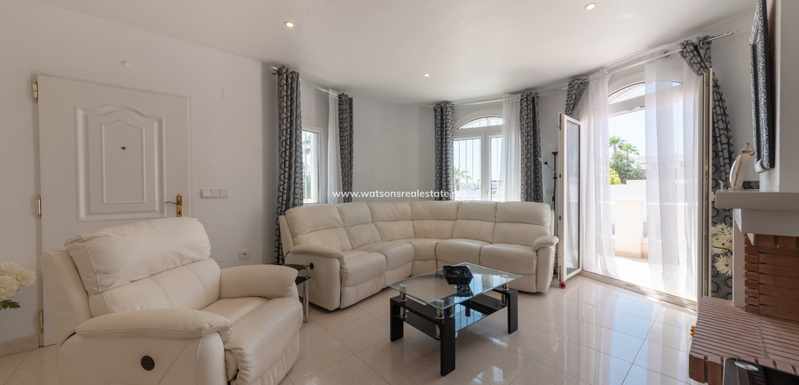 Resale - Fristaende Villa - Urb. La Marina