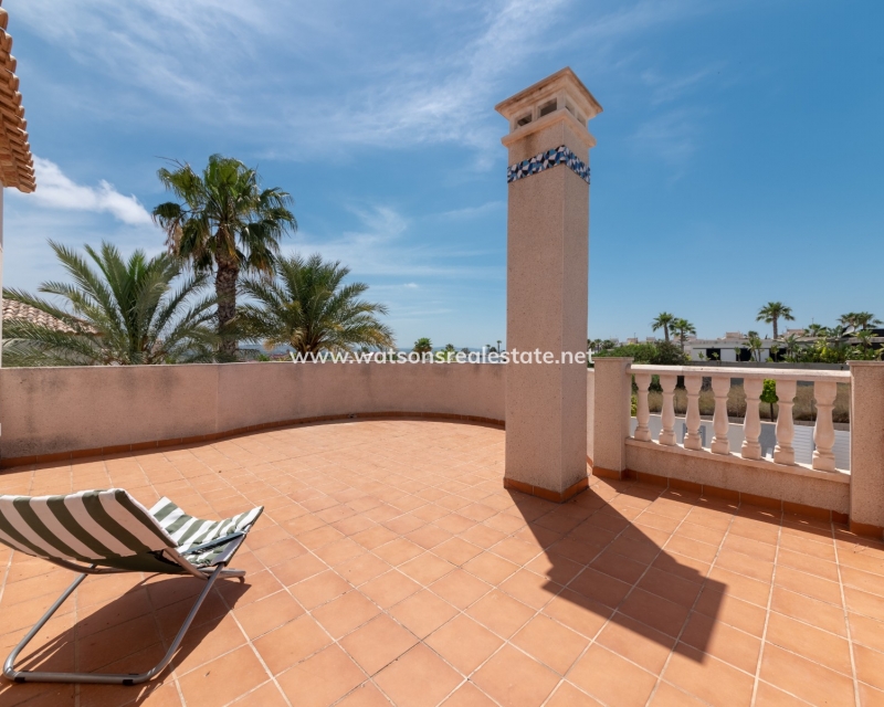 Resale - Fristaende Villa - Urb. La Marina