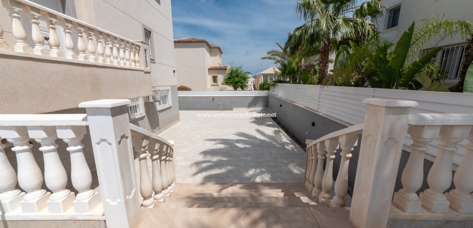 Resale - Fristaende Villa - Urb. La Marina