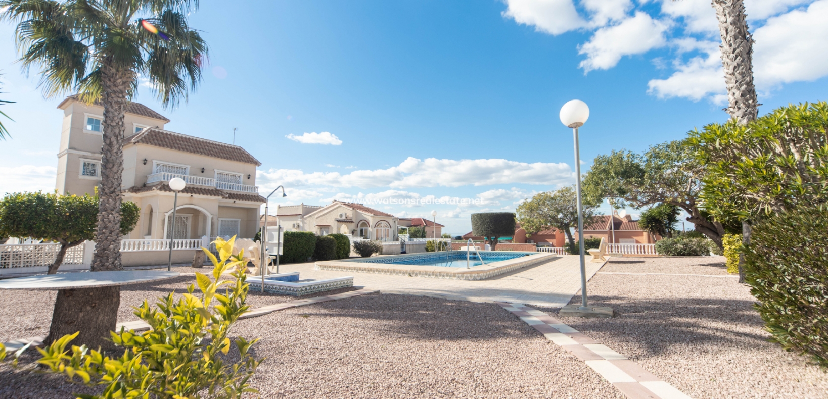 Resale - Fristaende Villa - Urb. La Marina