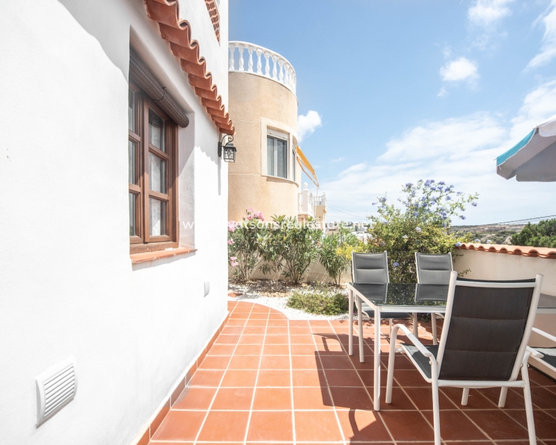 Resale - Fristaende Villa - Urb. La Marina