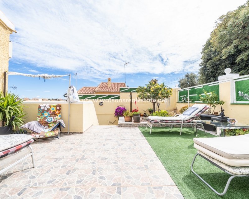 Resale - Fristaende Villa - Urb. La Marina