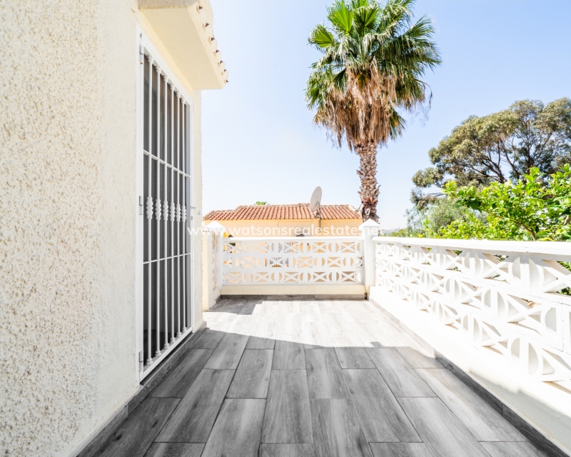 Resale - Fristaende Villa - Urb. La Marina