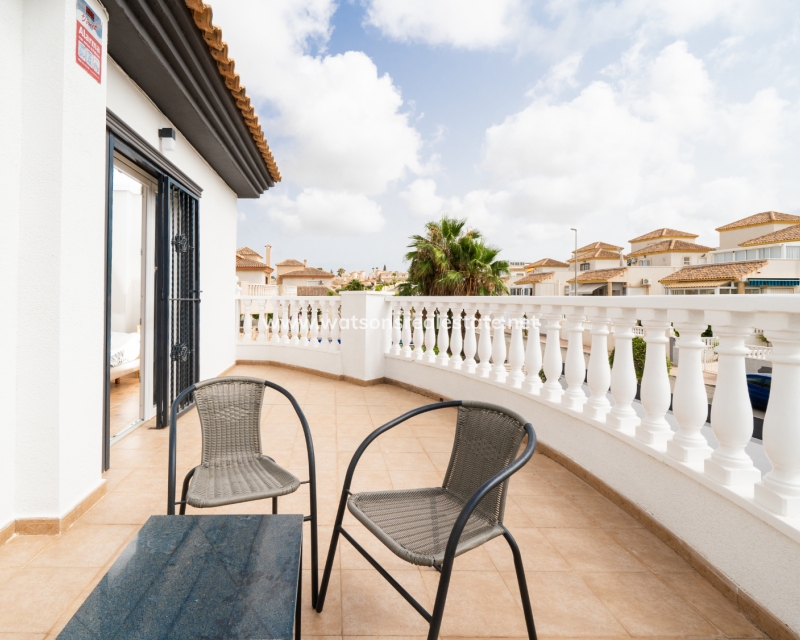 Resale - Fristaende Villa - Urb. La Marina