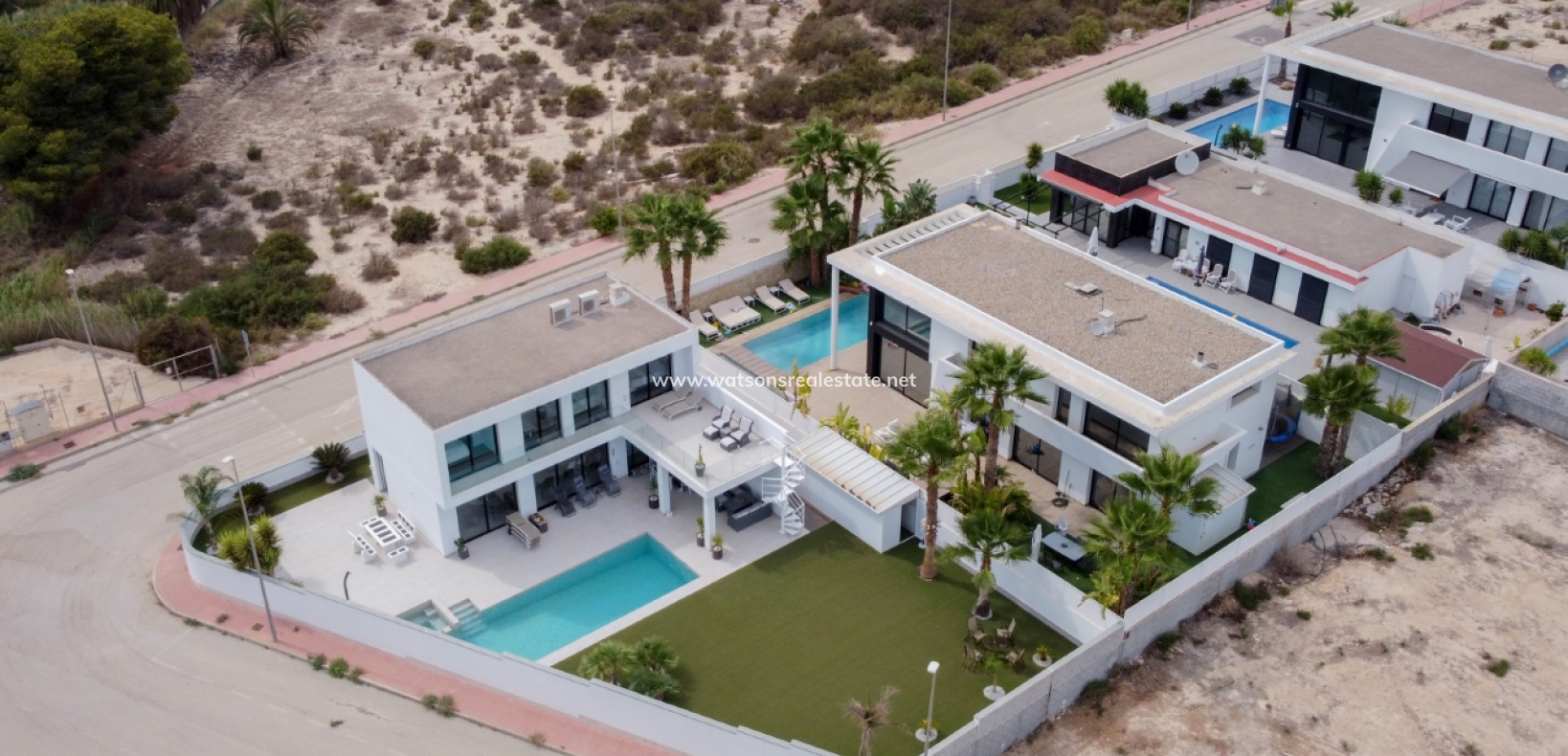 Resale - Fristaende Villa - Urb. La Marina