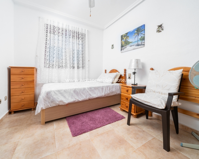 Resale - Fristaende Villa - Urb. La Marina