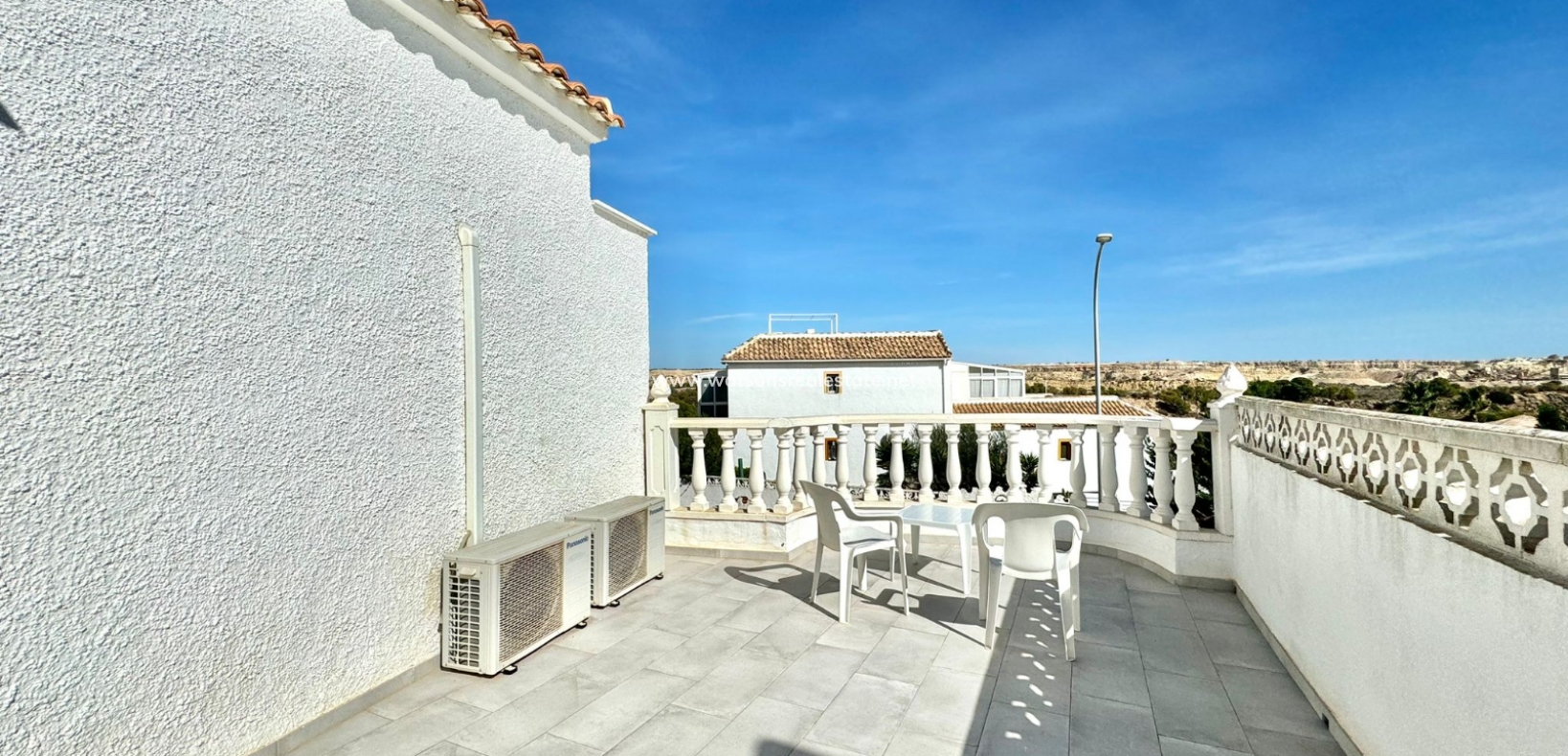 Resale - Fristaende Villa - Urb. La Marina