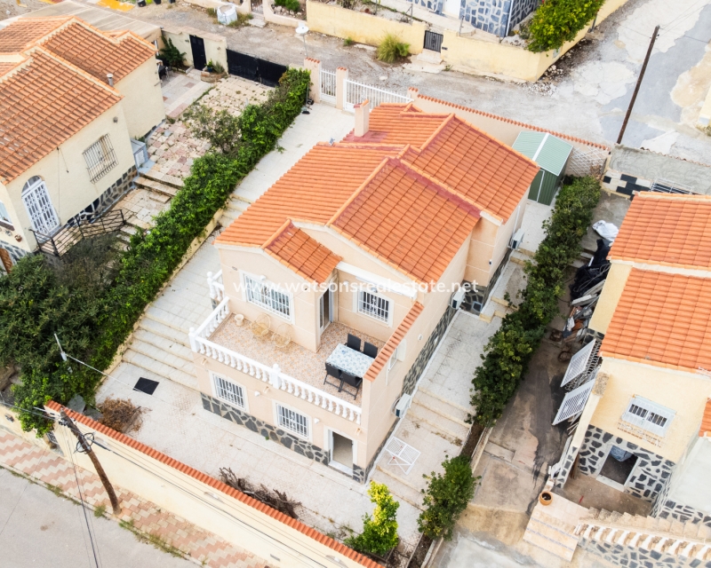 Resale - Fristaende Villa - Urb. La Marina