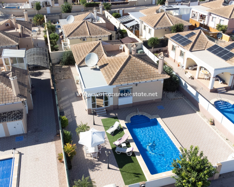 Resale - Fristaende Villa - Urb. La Marina