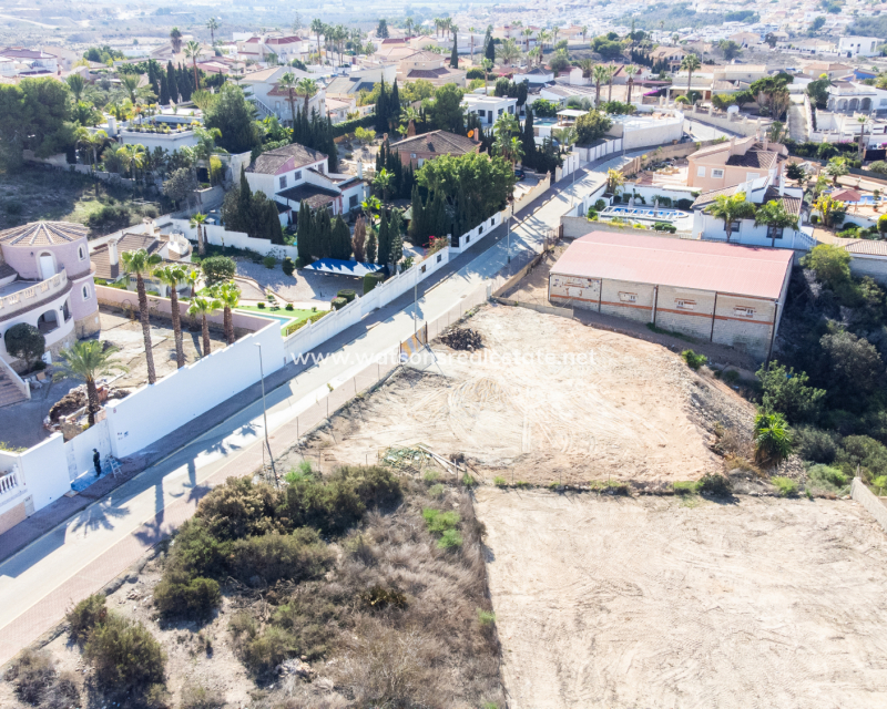 Resale - Grundstück - Urb. La Marina