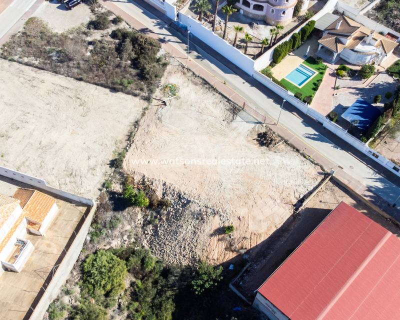 Resale - Grundstück - Urb. La Marina