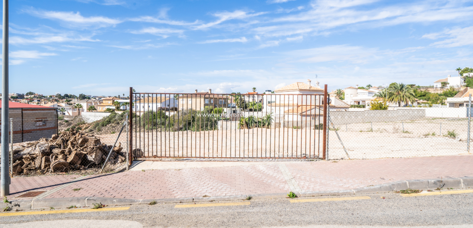 Resale - Grundstück - Urb. La Marina