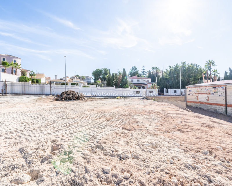 Resale - Grundstück - Urb. La Marina