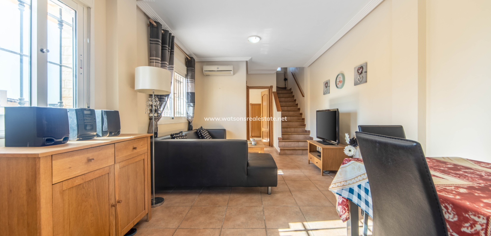 Resale - Halb Freistehend - Urb. La Marina