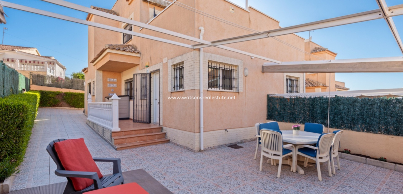 Resale - Halb Freistehend - Urb. La Marina