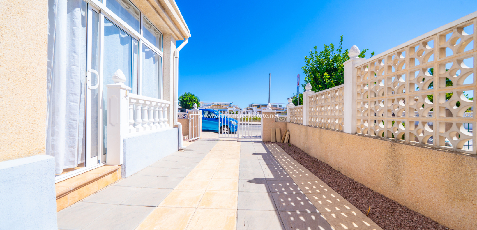 Resale - Halb Freistehend - Urb. La Marina