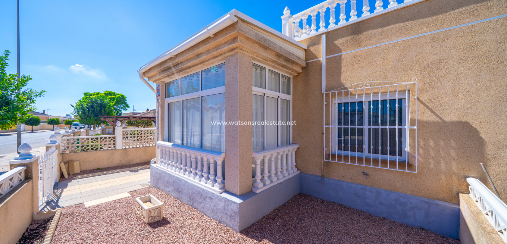 Resale - Halb Freistehend - Urb. La Marina