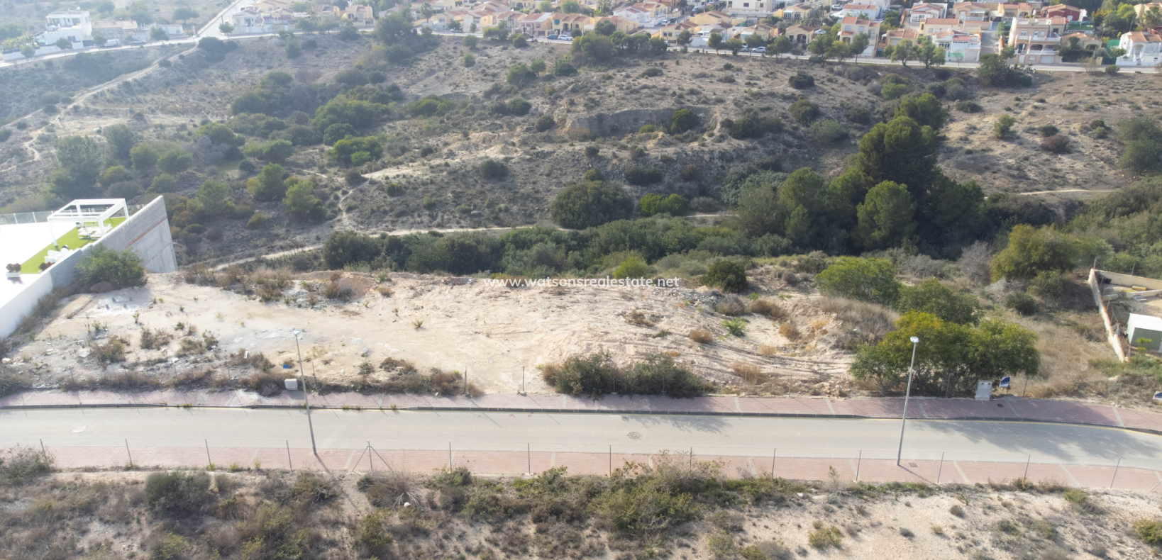 Resale - Land - Urb. La Marina