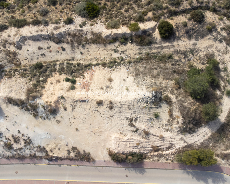 Resale - Land - Urb. La Marina