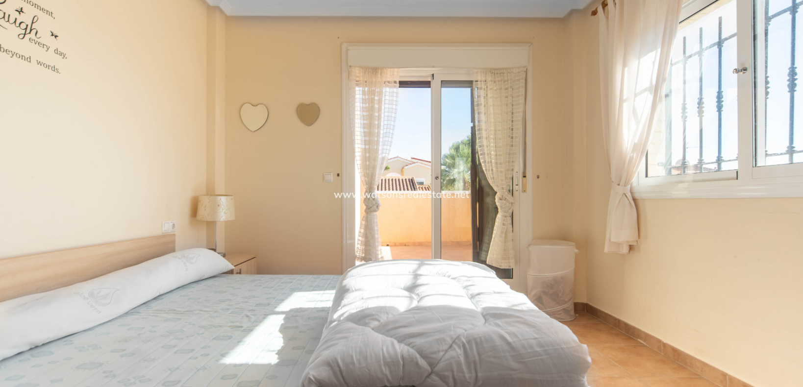 Resale - Parhus - Urb. La Marina
