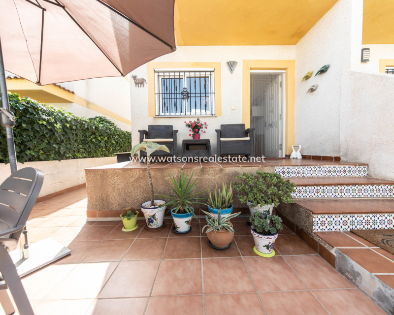 Resale - Parhus - Urb. La Marina