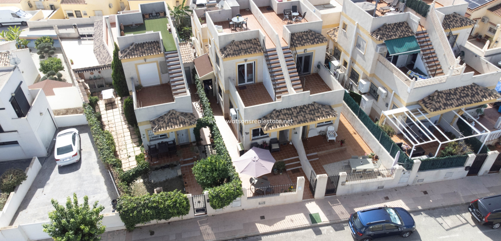 Resale - Parhus - Urb. La Marina