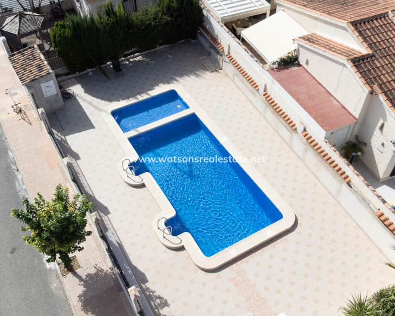 Resale - Parhus - Urb. La Marina