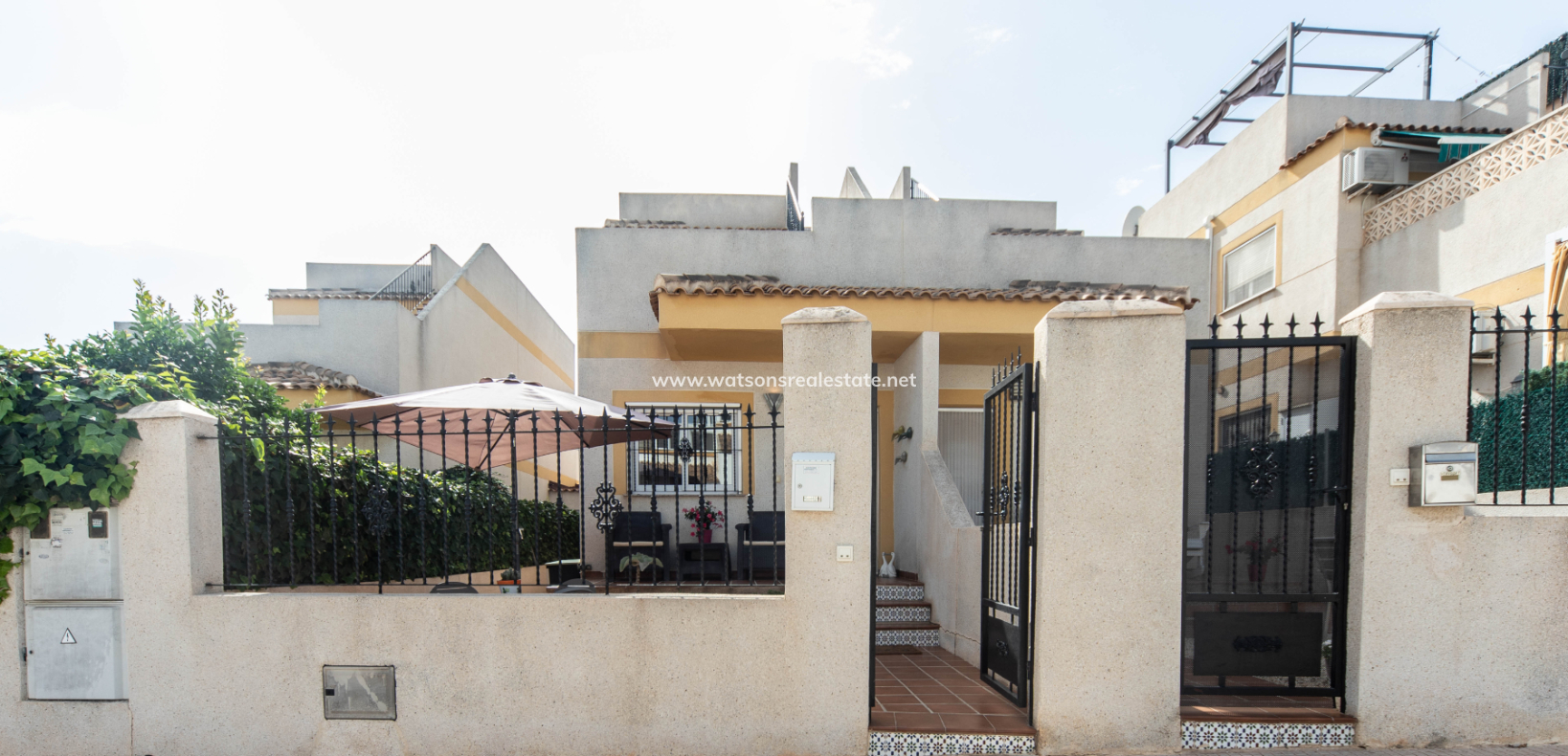 Resale - Parhus - Urb. La Marina