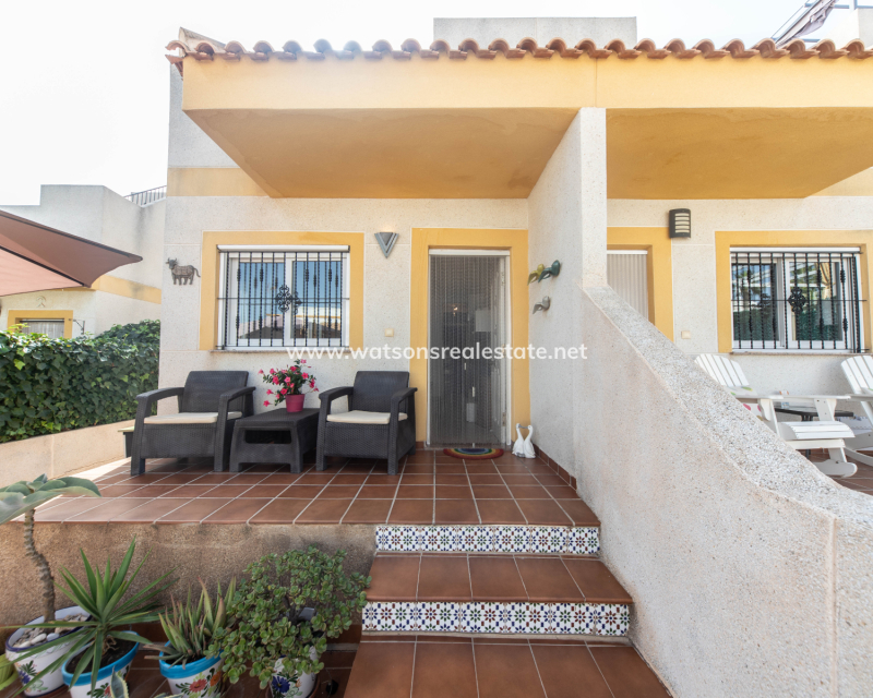 Resale - Parhus - Urb. La Marina